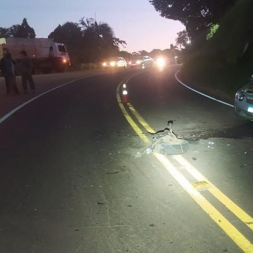 Idoso fica ferido em colisão entre carro e caminhão na SC-163