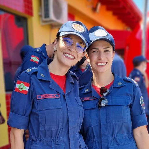 Duas mulheres se tornam comandantes de batalhões pela primeira vez