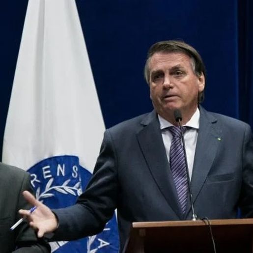 ‘Espero que não haja’, diz Bolsonaro sobre greve de caminhoneiros