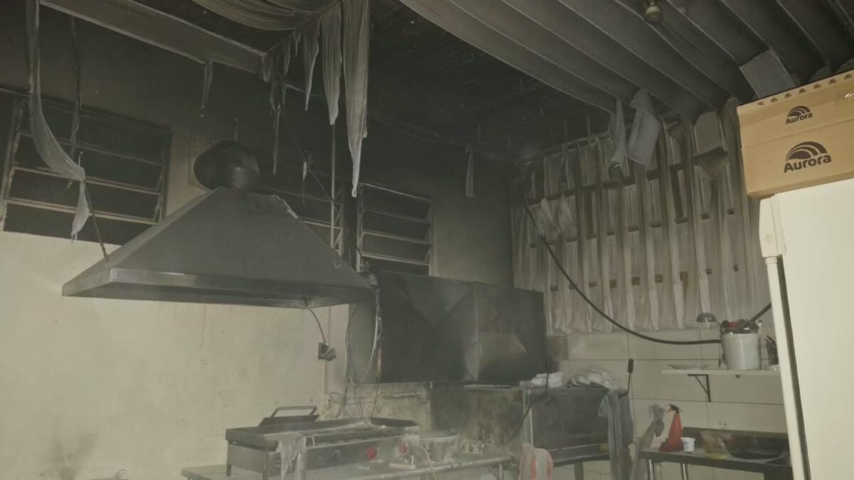 Incêndio atinge cozinha de restaurante no Centro de São José do Cedro