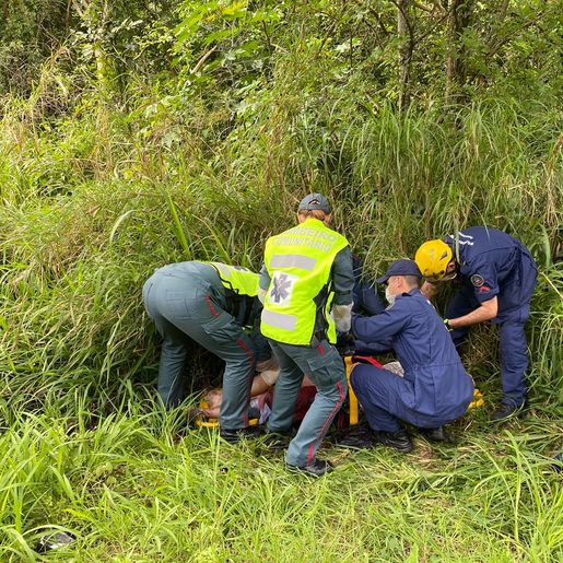 Motociclista é encontrado cinco horas depois de sofrer acidente na BR-282