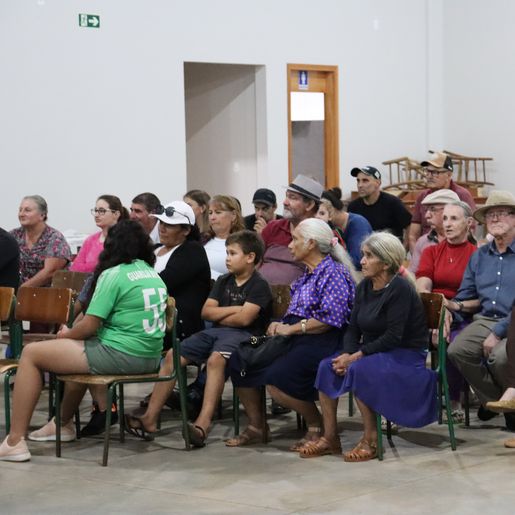 Mais de 60 famílias recebem título de propriedade em Campo Erê