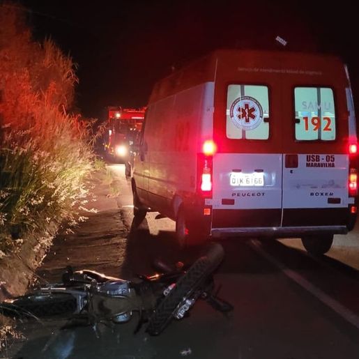 Motociclista fica ferido em colisão contra veículo em Maravilha