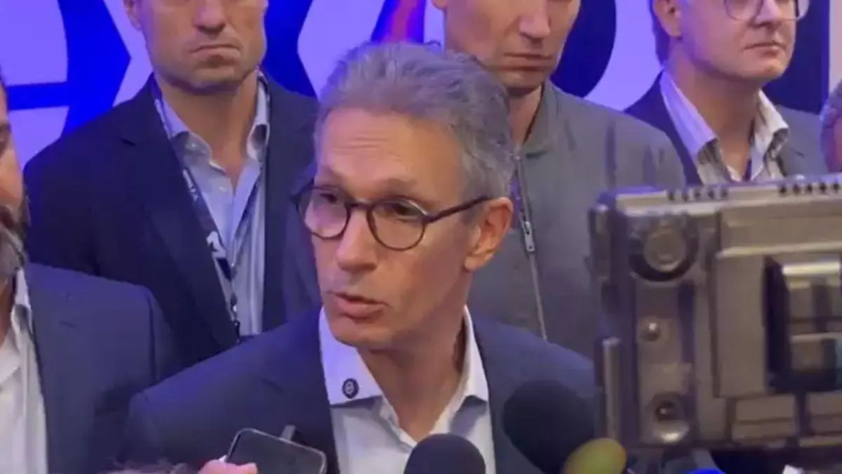 Zema afirma que tentou ligar para Flávio sobre Master: “Não recebi retorno”