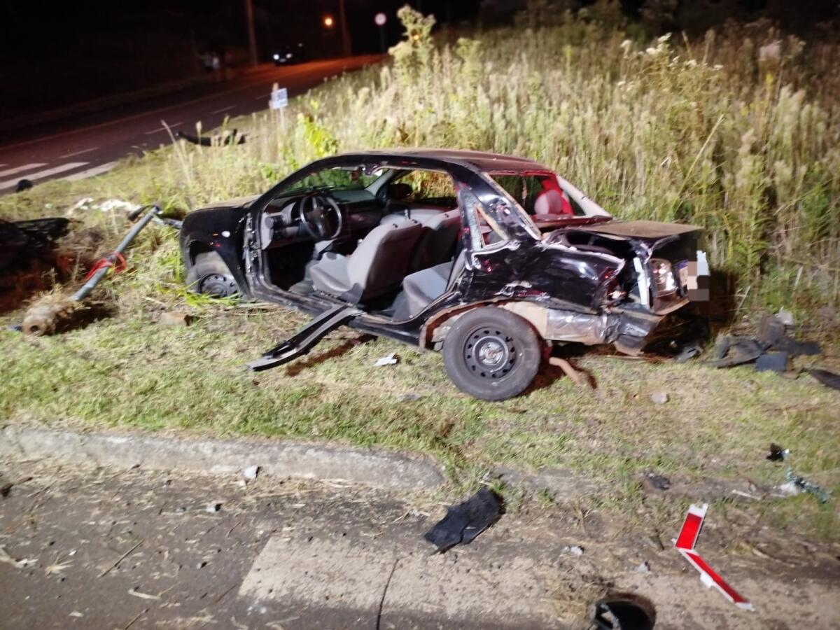 Colisão entre dois veículos deixa jovem ferido em Maravilha