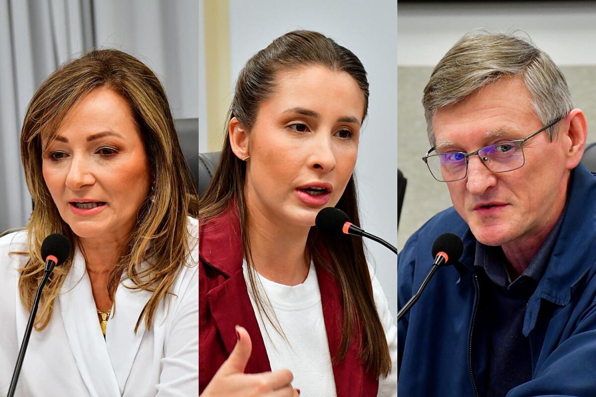 Câmara aprova audiência pública para discutir descompactação salarial do magistério em SMO