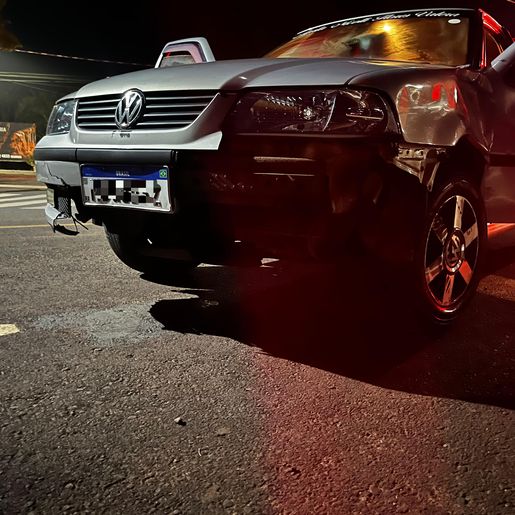 Motociclista fica ferido em colisão lateral com carro em SMOeste