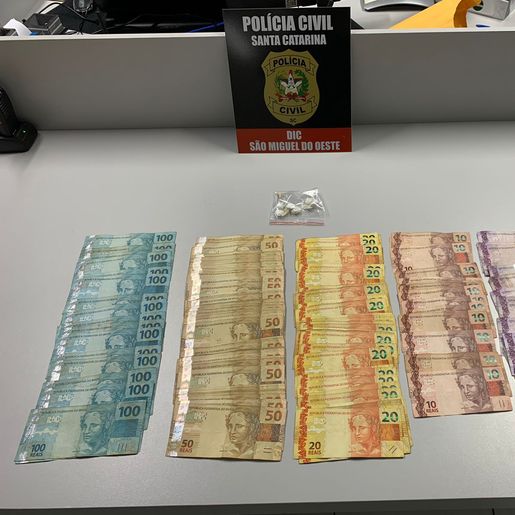 Polícia prende homem e apreende mais de R$ 7 mil em espécie em SMOeste