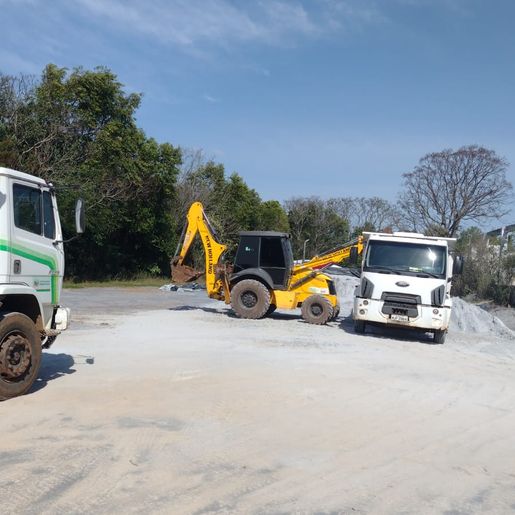 Guarujá do Sul: Programa Troca-Troca entrega mais de 220 toneladas de calcário a agricultores