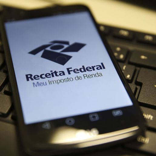 Entenda como vai ser tributação de super-ricos para compensar nova faixa de isenção do IR