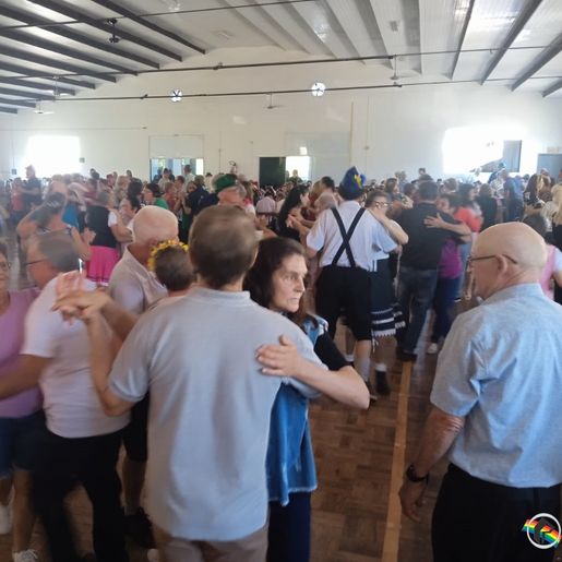 Baile da Terceira Idade reúne grande público no terceiro dia da 14ª Deutsche Woche