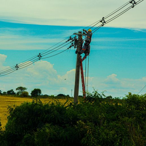 Consumo de eletricidade no Brasil sobe 3,3% na primeira quinzena, diz CCEE