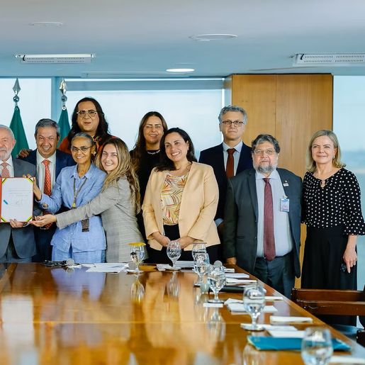 Lula sanciona lei que proíbe testes em animais para cosméticos no Brasil