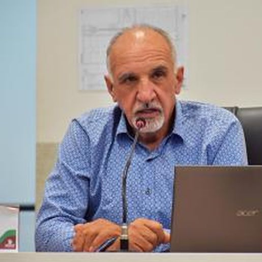 Nini Scharnoski ingressa no PSDB e anuncia pré candidatura a prefeito de SMO