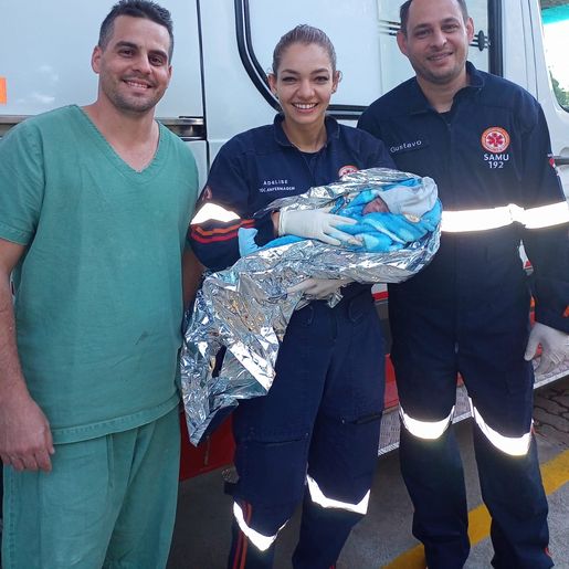 Profissionais do Samu de Itapiranga realizam parto dentro de ambulância