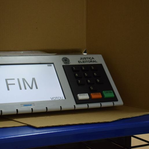 Votação em São Miguel do Oeste é tranquila no começo deste domingo