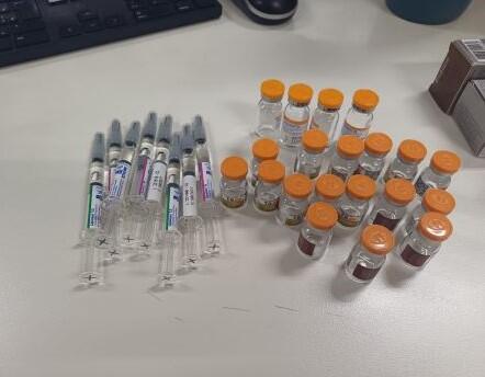 PRF apreende medicamentos escondidos sob veículo em Guaraciaba