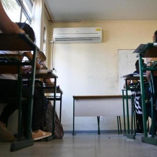 Governo de SC propõe R$ 230 milhões do Fundeb para valorização de professores