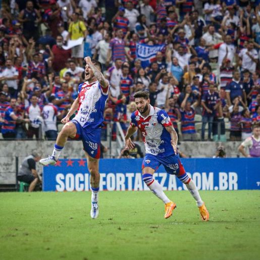 Com um a menos, Fortaleza vence Internacional na Arena Castelão e sobe na tabela