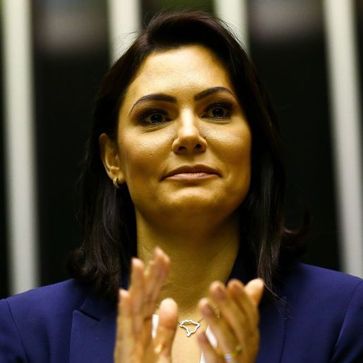 Michelle Bolsonaro diz que testou negativo para COVID-19