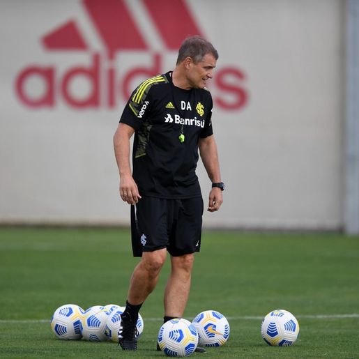 Diego Aguirre é demitido e não é mais técnico do Inter