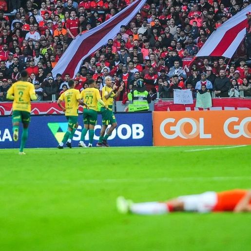 Inter frustra torcida e perde de virada para Cuiabá no Beira-Rio; vídeo