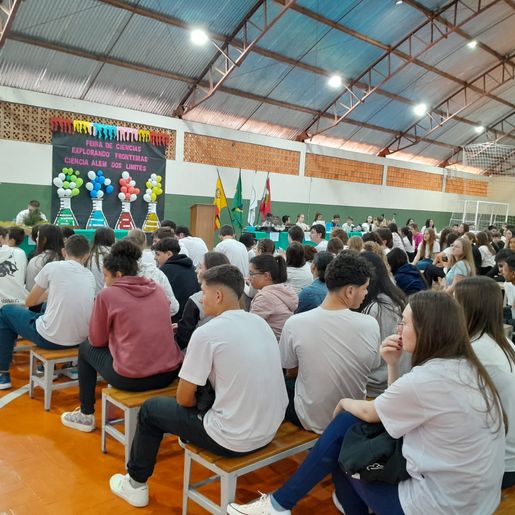 Etapa escolar da feira de ciências e tecnologia é concluída em São José do Cedro