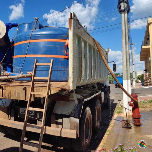Grupo proíbe prefeitura retirar água de poço artesiano e prejudica abastecimento