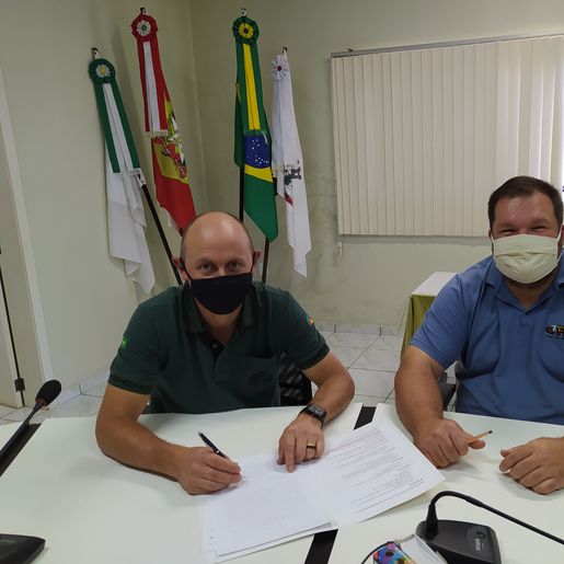 Hospital de Tunápolis articula parcerias em busca de recursos para instalação da energia solar