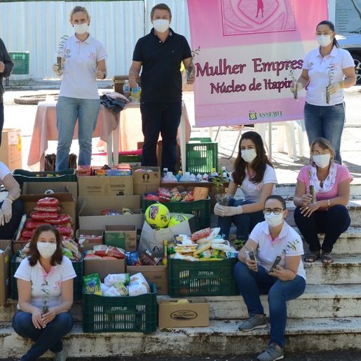 Núcleo da Mulher Empresária de Itapiranga realiza campanha Páscoa Solidária