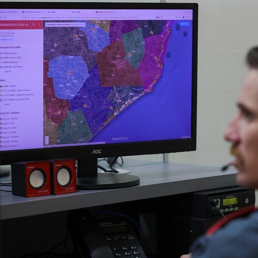 Bombeiros são acionados para acidente na BR-282, mas chamado era trote