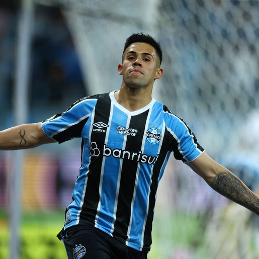 Grêmio vence o Fortaleza por 3 a 1 na Arena pelo Brasileirão
