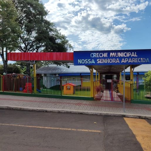 Creches organizam evento para o Dia das Mães