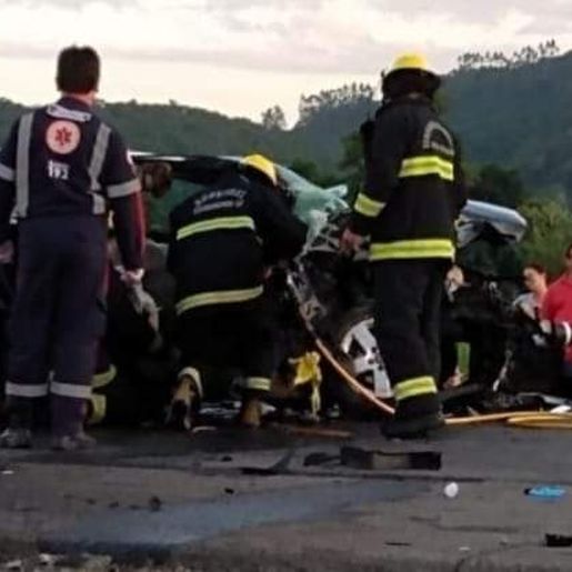 Bebê morre e seis pessoas ficam feridas na BR-280