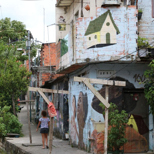 Publicado decreto que institui o Programa Nacional Qualifica Mulher