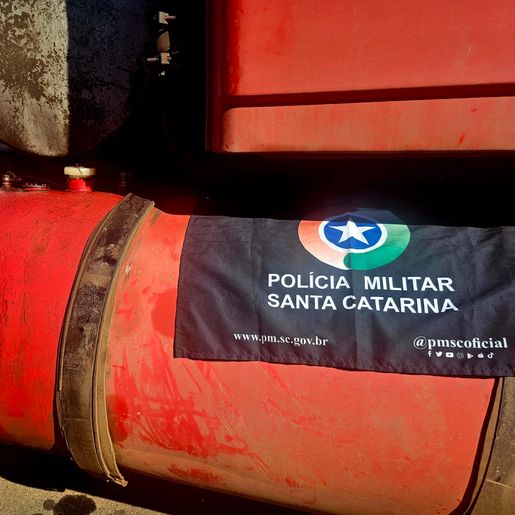 Polícia Militar prende suspeito por contrabando de combustível em Dionísio Cerqueira