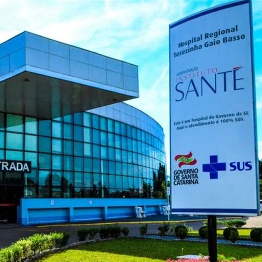 Metade dos internados na UTI do Hospital Regional são de outras regiões de SC