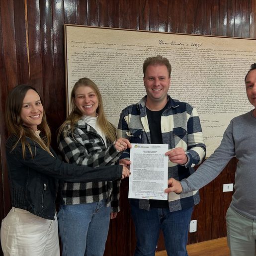 Prefeitura de São José do Cedro e ONG Cedro animal firmam parceria inédita para proteção animal