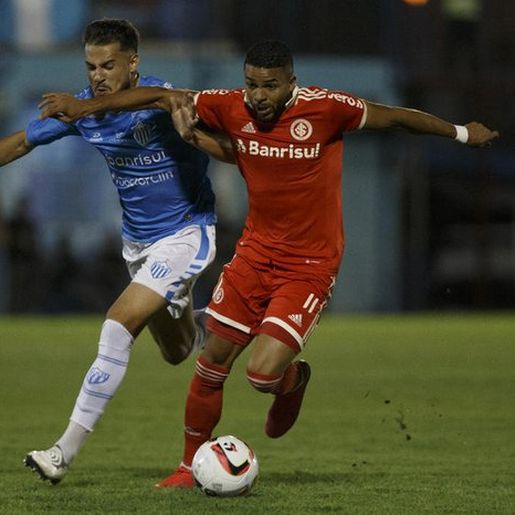 Inter fica no empate com o Novo Hamburgo, mas segue vice-líder do Gauchão