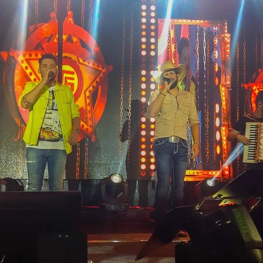 Show de Fernando e Sorocaba lota arena da 15ª Efacitus