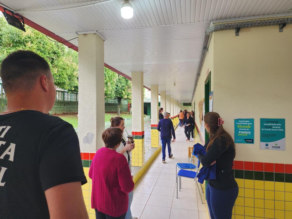 Votação segue tranquila em São João do Oeste