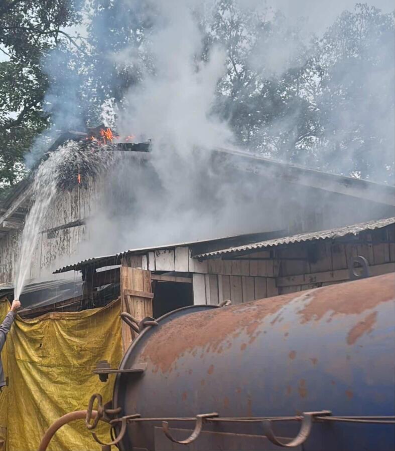Distribuidor auxilia família no combate a incêndio em Tunápolis