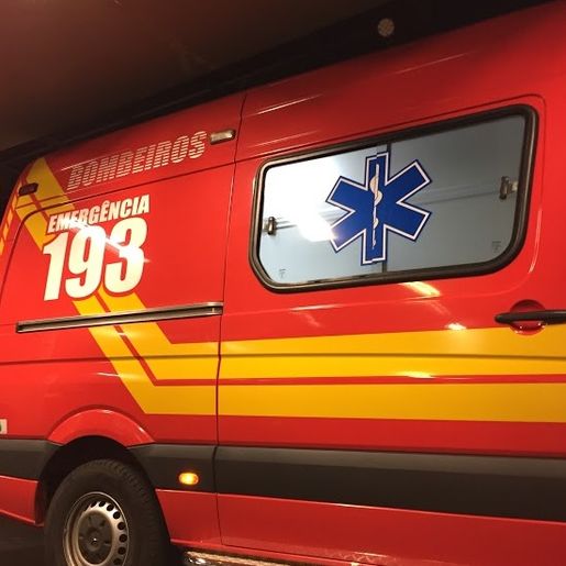 Adolescente fica ferida ao ser atropelada no centro de Itapiranga