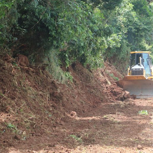 Secretaria de Transportes e Obras de SJCedro inicia recuperação nas estradas