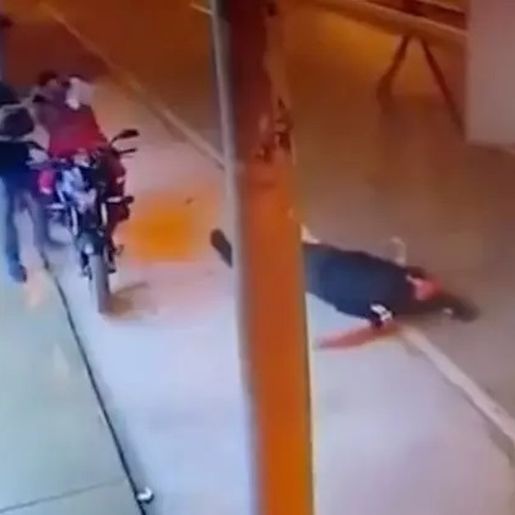 Bandido mata sem querer próprio comparsa durante assalto