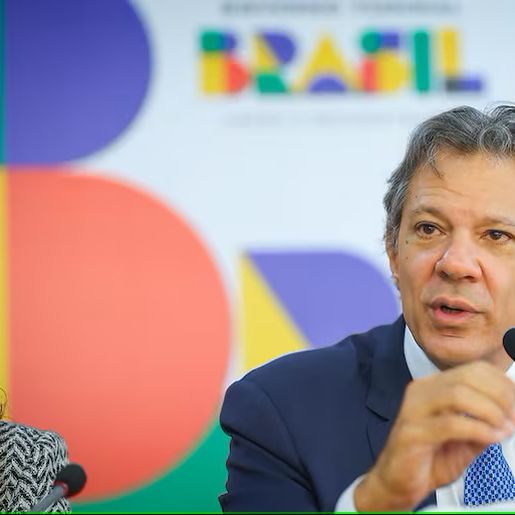 Governo pretende taxar em 10% quem ganha mais de R$50 mil