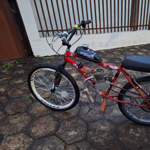 Adolescentes flagrados com bicicletas motorizadas irregulares em São José do Cedro