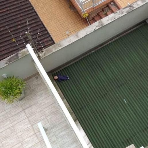 Bombeiros resgatam boneco em Joinville e viralizam nas redes sociais