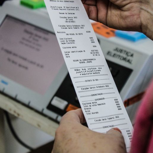 Contagem de votos termina primeiro no Sul e Sudeste. Nordeste e Norte são os últimos