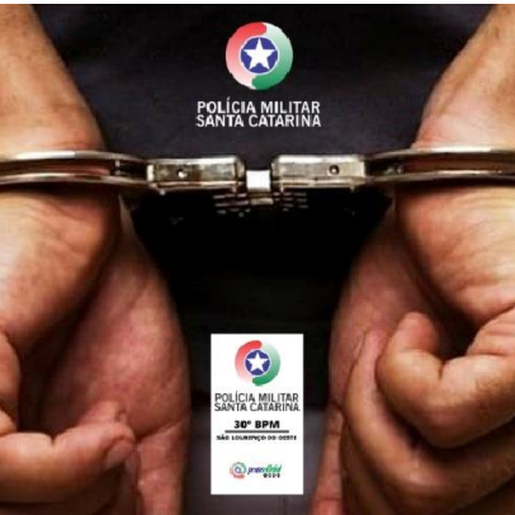 Homem com mandado de prisão em aberto é preso durante abordagem policial